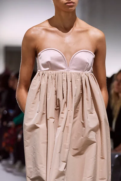 Look 66